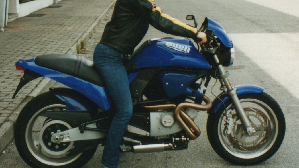 02.jpg