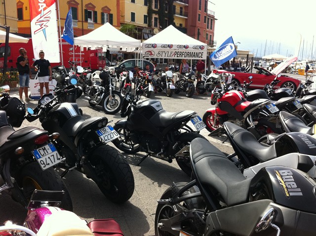 buell 111 [640x480].jpg