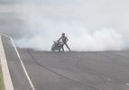 Gli stunt iniziano lo spettacolo!