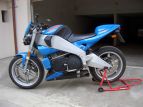 Xb9r di TR@VERSO  con avantreno della S, pedane racing Lsl, presa aria sx blu...