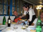 Bona! Butta nel piatto.