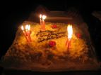 Oh, la torta di compleanno...Devilstars o Dedilstars? Slurp, buona lo stesso.