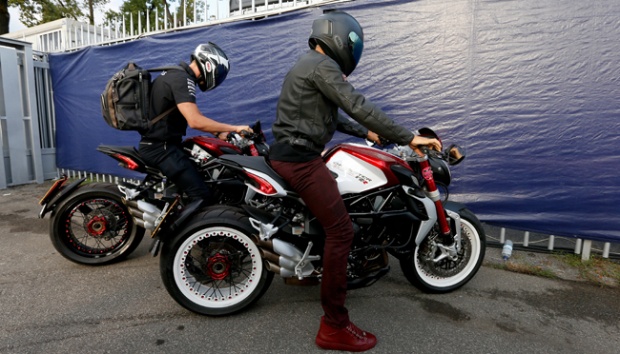 Dragster rr doppia.jpg