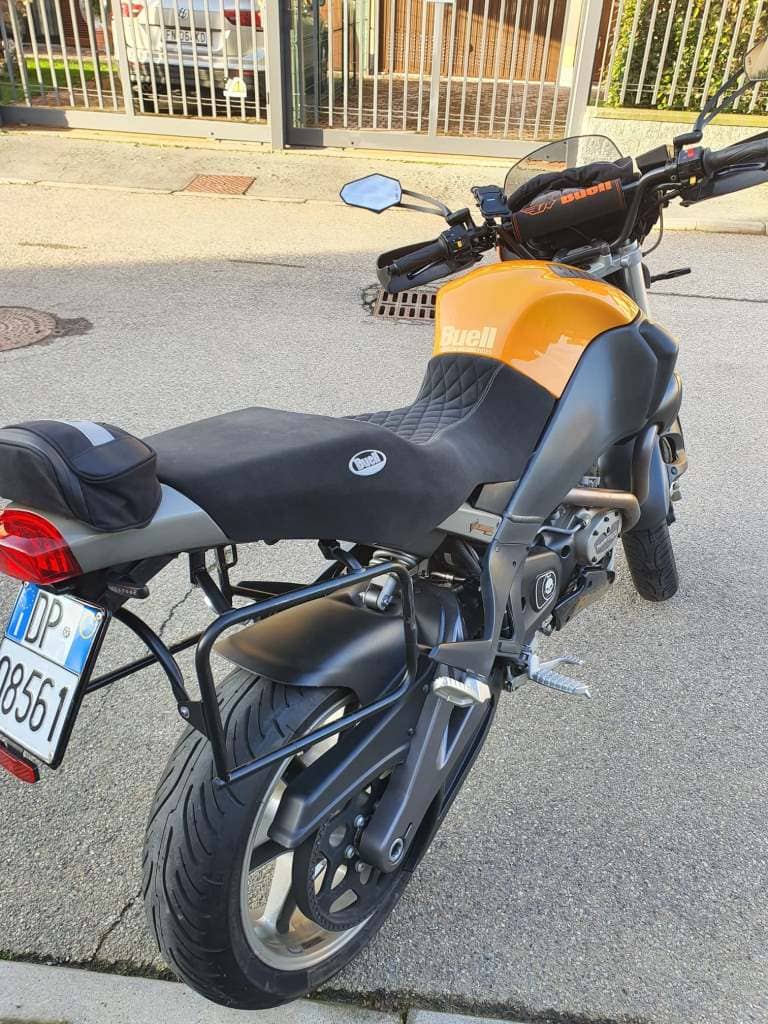buell v.jpg