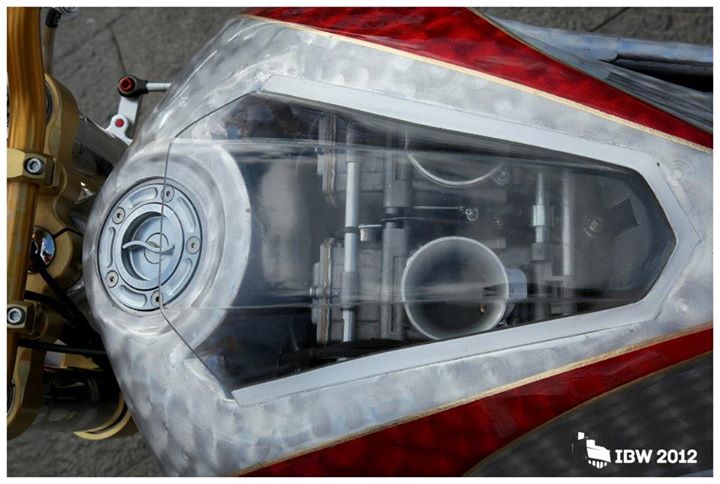 Buell carburatori.jpg