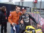 Re-buell in posa con Craig Jones nell'area show.