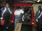 Robebuell scarica la City dal furgoncino....vergogna!