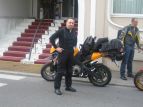 Pancia in dentro e scatta la foto!